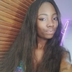 DahiaraLee from stripchat