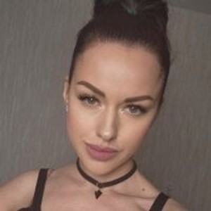 Camgirl is actually offline