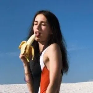 banana-anna from stripchat