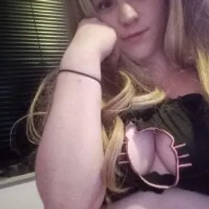 Lilalovexx from stripchat