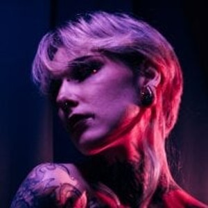 coupleslivesex.com Littlespacemouse livesex profile in tattoos cams