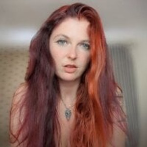 lou_roar webcam profile - British