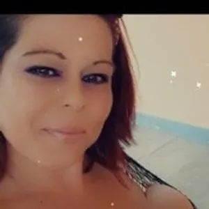Lucia8600 from stripchat