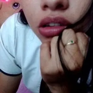 Alely_uwu from stripchat