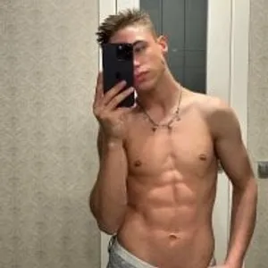 matthew_beautiful from stripchat