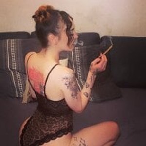 sleekcams.com inked-bitch livesex profile in mobile cams