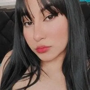 kasandra-holmes23 from stripchat