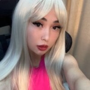 Camgirl is actually offline