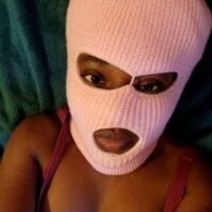 Hairyebonygoddess webcam profile - American