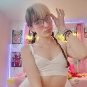 watchgirlcam.com neeko_princes livesex profile in heels cams