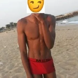 angolalu from stripchat