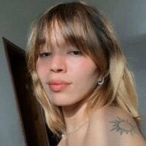 stripchat Adria_ross Live Webcam Featured On free6cams.com