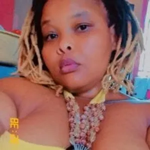 fatafricanqueen from stripchat