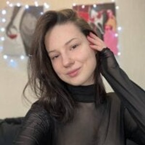 girlsupnorth.com Dora_Fisher livesex profile in young cams