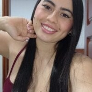 onaircams.com adelastargirl44 livesex profile in public cams