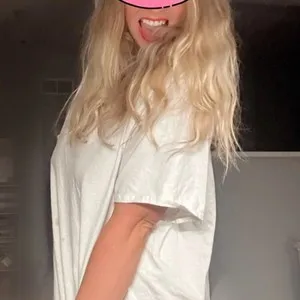 Americanblonde1 from stripchat