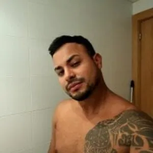 erick31jose from stripchat