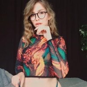 sexcityguide.com CamilaMilass livesex profile in chatting cams