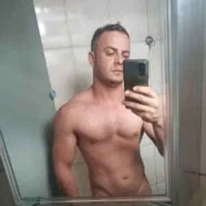 Branquelo18 from stripchat