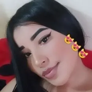 NahomiBlue from stripchat