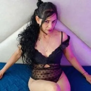 IsisMature from stripchat