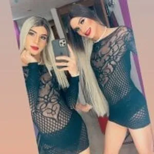 Camila_MiaTs from stripchat