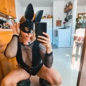 kitchen_bunny from stripchat