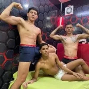 bigcock_sexyBoys from stripchat