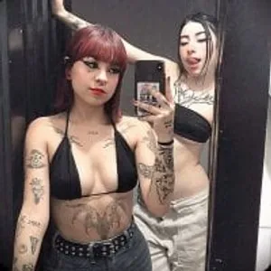 Two_badgirlss from stripchat