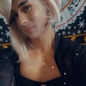 sissyhellokity from stripchat