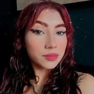 Evelynn_Pink from stripchat