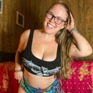 GlitterKitty108's profile picture