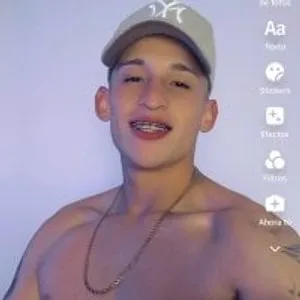 red_muscule from stripchat