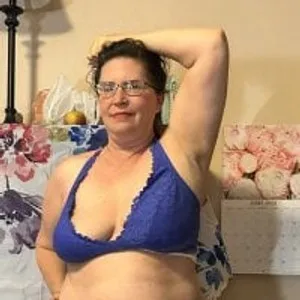 sweetnips23 from stripchat