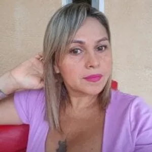 anaa_milf from stripchat