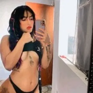 CamilaQueens from stripchat
