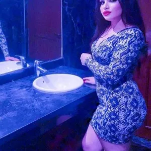 DollyArab from stripchat