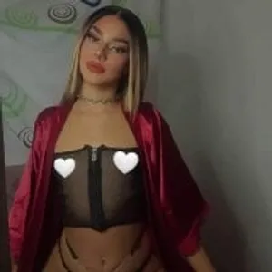 chloedoll18 from stripchat