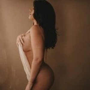 sexcityguide.com Bustyjessicalouu livesex profile in glamour cams