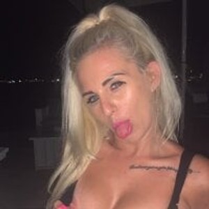 blonde-bimbo