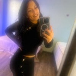 latinaGold's profile picture