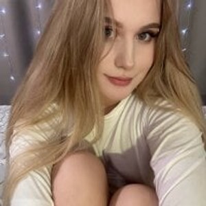 Cam Girl Honey_blonde