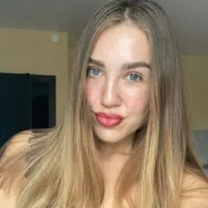 MilanaxQueen from stripchat