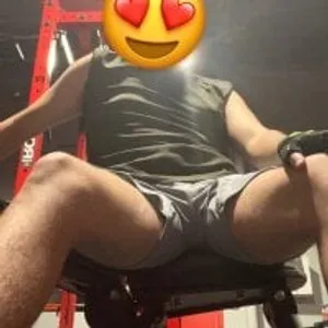 luisvillanueva03 from stripchat