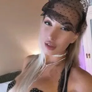 LilouKat from stripchat