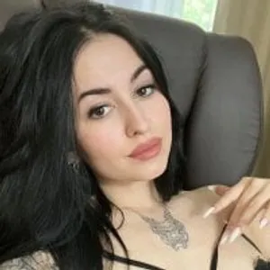 VioletCatt from stripchat