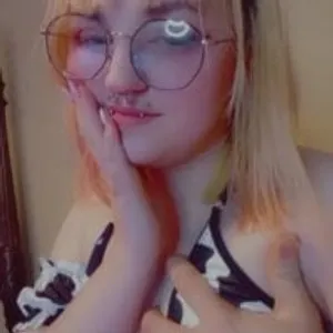 petitemariex from stripchat