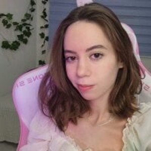 Camgirl is actually offline