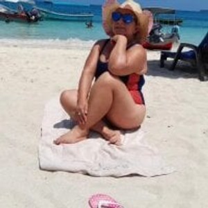 elivecams.com MatureSquirt livesex profile in mistresses cams
