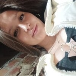 sexcityguide.com Camila_crazy18 livesex profile in private cams